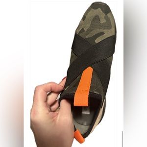 Womens Steve Madden tennis shoes